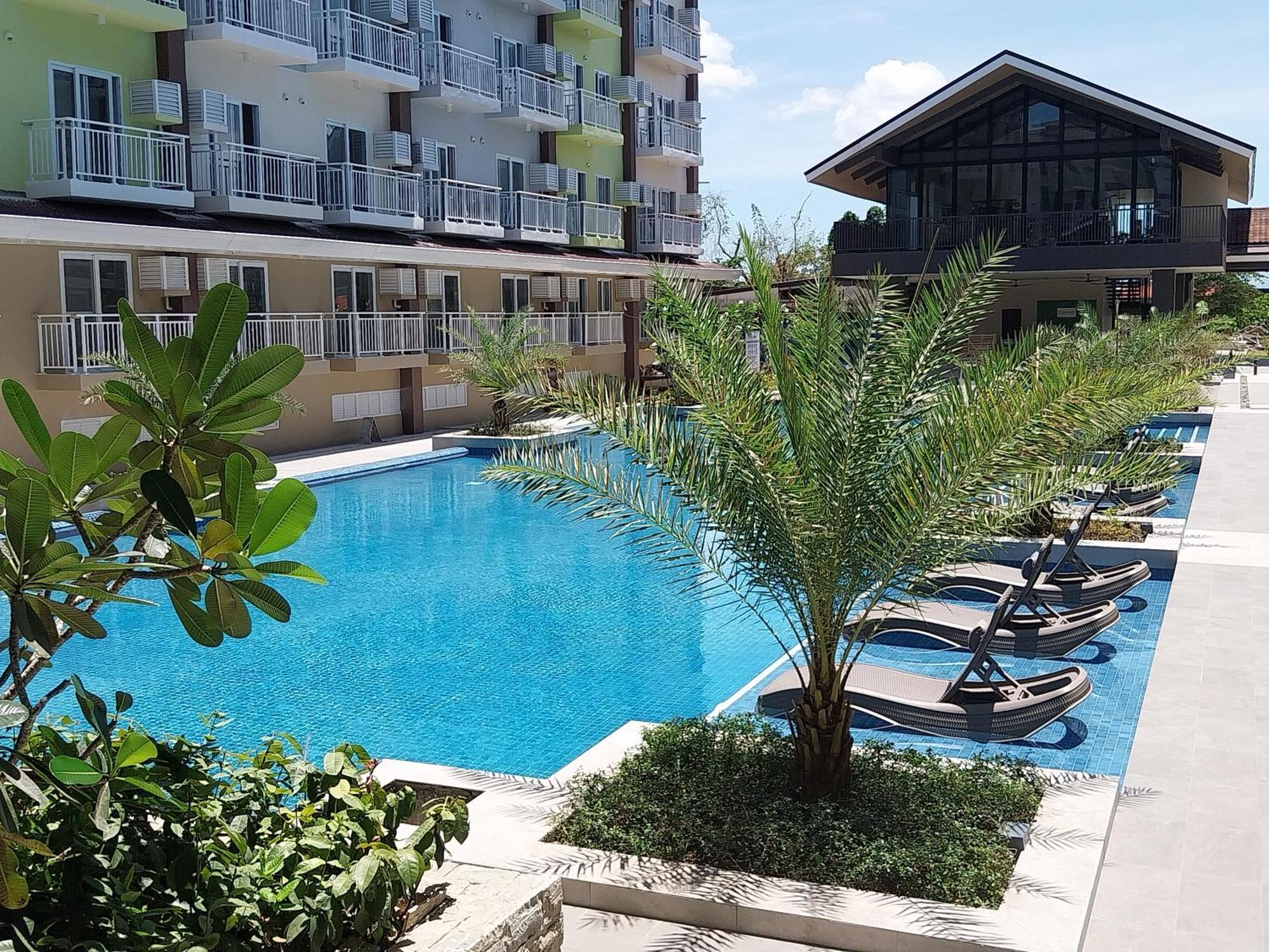 Stay And Fly At Amani Grand Resort Residences 麦克坦 外观 照片