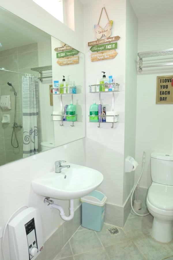 Stay And Fly At Amani Grand Resort Residences 麦克坦 外观 照片
